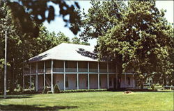 The 35-Room Summer Hotel, Fountain Park