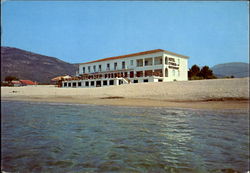 Hotel Cyrnos
