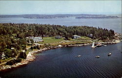 Spruce Point Inn And Lodges