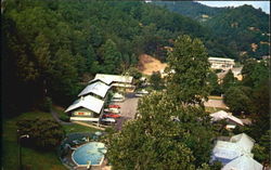 Carr's Northside Cottages And Motel, Fronting Roaring Fork Creek Carr's Northside Cottages And Motel, Fronting Roaring Fork Creek