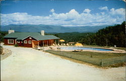 Modern Swimming Pool at Nantahala Inn Modern Swimming Pool at Nantahala Inn