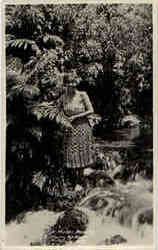 A Maori Beauty - Polynesian Woman