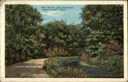 Reed's Lake Boulevard Reed's Lake Boulevard