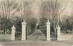 Entrance to National Cemetery