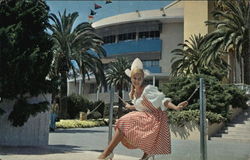 Traditional Goose Girl, Hollywood Park Traditional Goose Girl, Hollywood Park