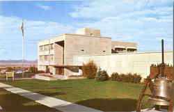 Pioneer's & Veteran's Memorial Building