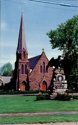 Grace Church On The Green Patriots Monument In Foreground