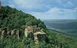 Ochs Memorial Building, On the point of Lookout Mountain Postcard
