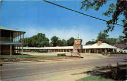 Marion Courts Postcard