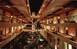 Interior Courtyard Mauna Beach Hotel Postcard