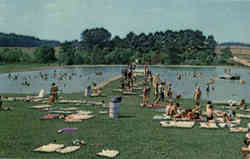 Horseshoe lake at Wild Wood Lakes Postcard