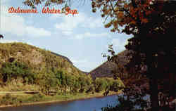 Delaware Water Gap, Pocono Mountains Area Postcard