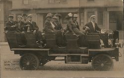 Seeing Seattle Tour Group Picture Spiro & Lotz, 621 Union St Postcard