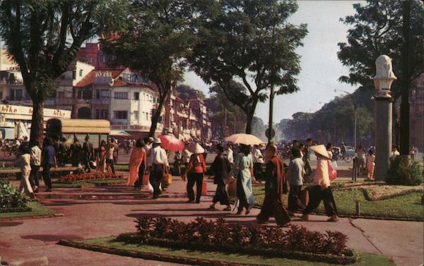 Crowd in Downtown Saigon Park-Circle Vietnam Southeast Asia