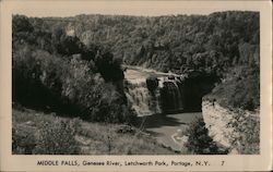 Middle Falls, Genesee River , Letchworth Park Postcard