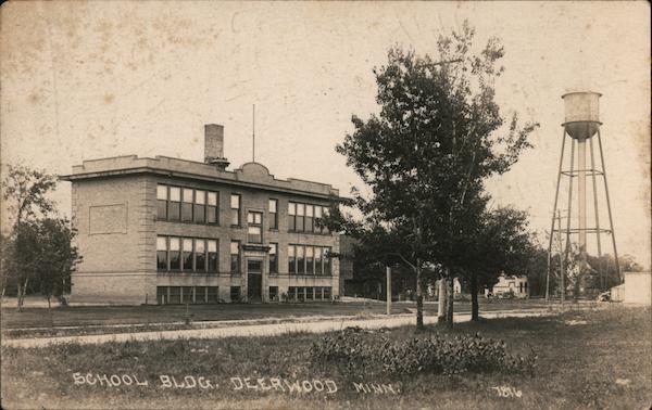 School Building Deerwood Minnesota The Co-Mo Company