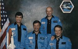 Johnson Space Center STS-6 Crew Postcard