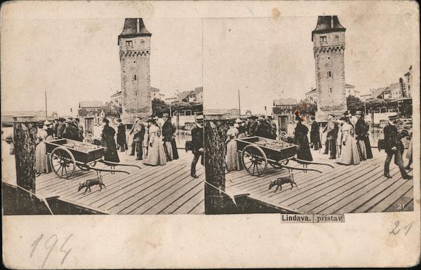 Stereoview Postcard Lindava Pristav - A Group of People Reunited Czech Republic