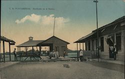 Muellecito en el Estero Postcard