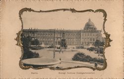 Königl. Schloss (Lustgartenseite) Postcard