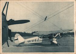 Letadlo Piper Cub Postcard