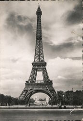 PARIS... EN FLANANT France Postcard Postcard Postcard