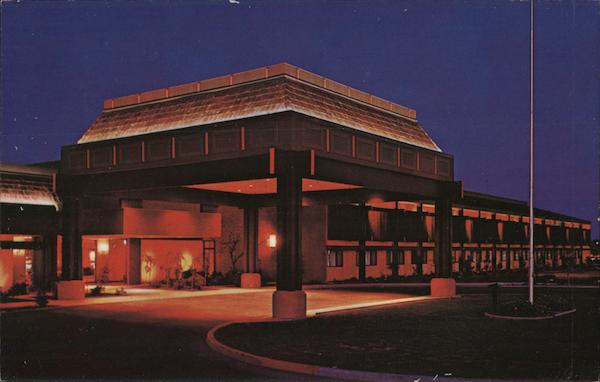 The Airport Marina Hotel Fresno California