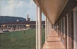 Kentucky Inn Postcard