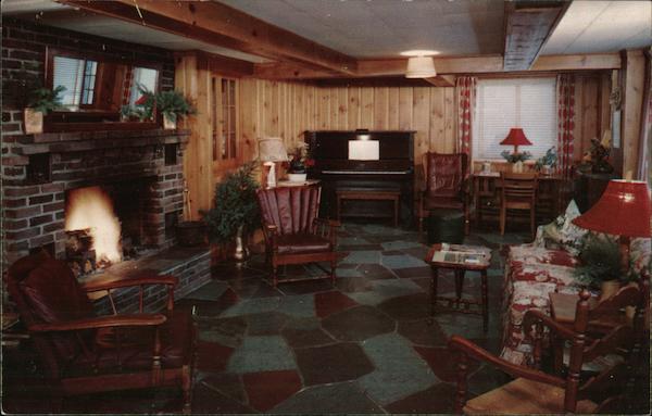 Lounge and Game Room - The Homestead Lake Placid New York