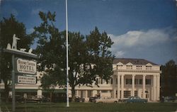 Boone Tavern Hotel Postcard