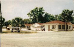 DAVIS MOTEL COURT Postcard