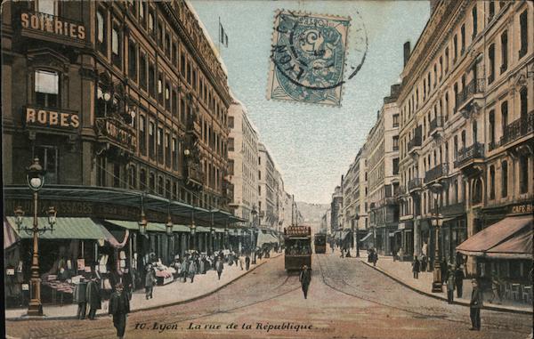 Lyon - La Rue de la République France