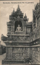 Borobudur - Gerestaureerde Nis 4° Gaanderij Postcard