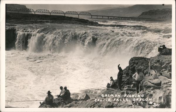 Salmon Fishing Celilo Falls The Dalles Oregon