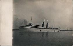 Large steamship Postcard