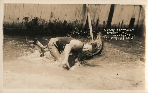 Sonny Coppinger Wrestling Alligator at Pirates Cove