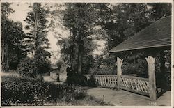 The Promenade - Manoir Richelieu Postcard