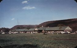 Tom Sawyer Motor Inn Postcard