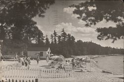 Soo-Nipi Lodge on Lake Sunapee New London, NH Postcard Postcard Postcard