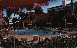 Garden Pool, Princess Kaiulani Hotel Postcard