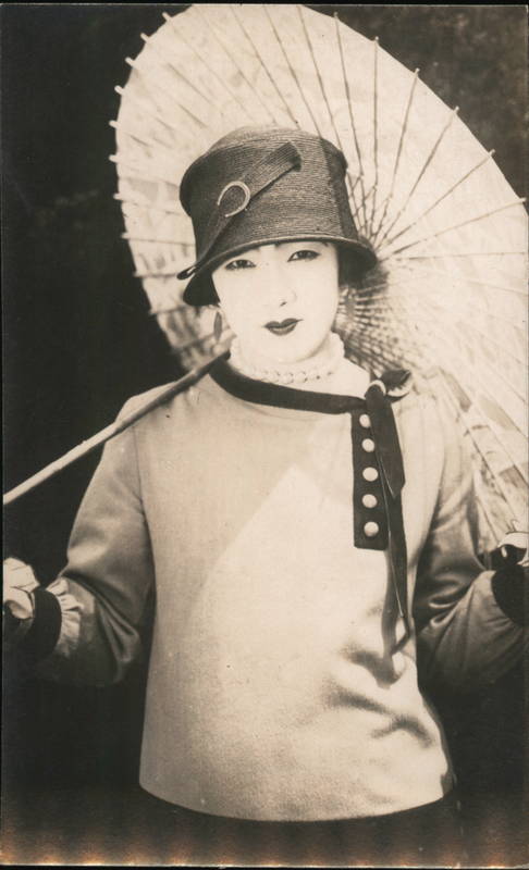 Art-Deco Japanese Woman with  Parasol, Painted Face