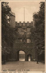 Cambridge, Great Gate, Trinity College Postcard