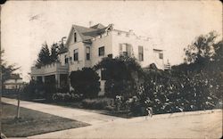 Large House with a Garden in Front Postcard