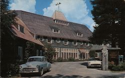 Lake Quinault Lodge, a popular stop for tourists driving the Olympic Peninsular Loop Drive Postcard