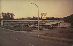 Holiday Motel Roseburg, OR Postcard Postcard Postcard