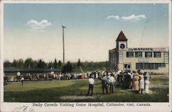 Daily Crowds Visiting Dafoe Hospital - Dionne Quintuplets Postcard