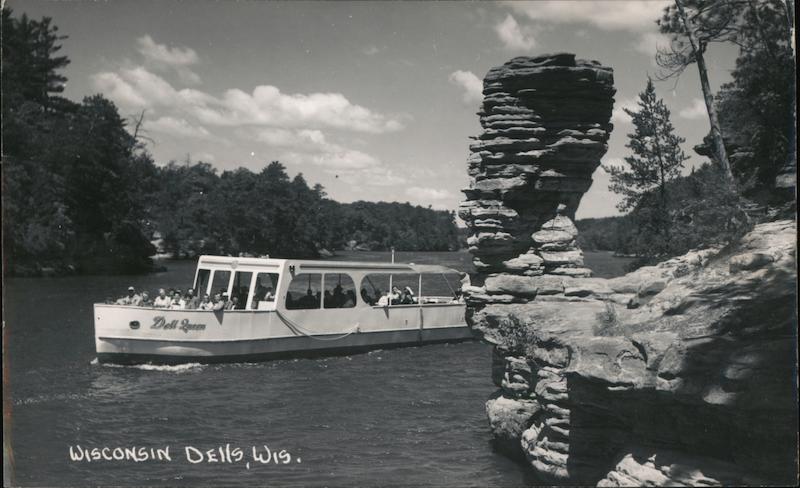 Tour Boat Wisconsin Dells