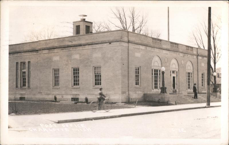Post Office Charlotte, MI Postcard