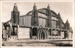 Oregon Woods Camp, Largest Log Entrance in World Sutherlin, OR Postcard Postcard Postcard