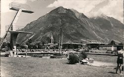 Piscine de Martigny Postcard
